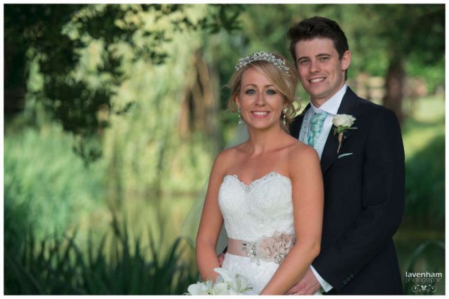 020814 Smeetham Hall Wedding Photographer Lavenham 37