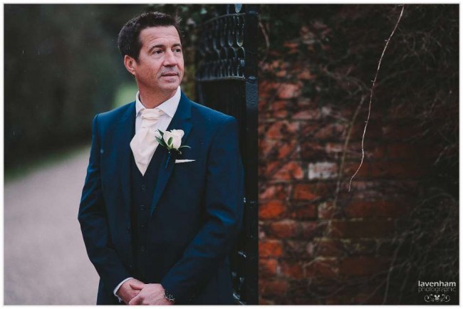 310115 Leezz Priory Wedding Photographer 04